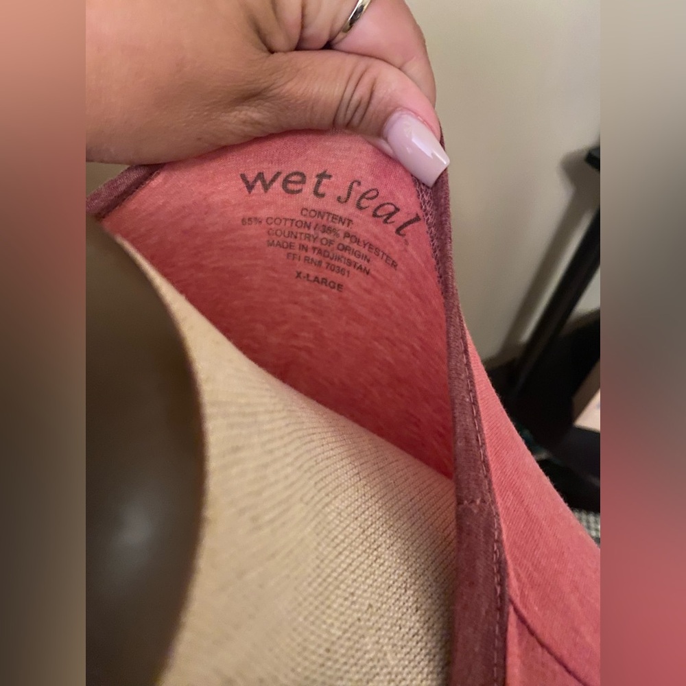 Wet Seal Pink/Coral “I’m Always Right” Tee, Juniors Size XL! - Picture 3 of 3